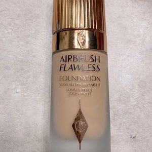 Charlotte Tilbury Flawless Filter Foundation shade 7